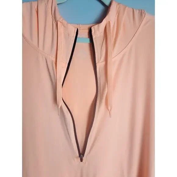 Livi Active lightweight hooded 1/4 zip vest sz 26/28 kangaroo pocket sleeveless - Picture 3 of 9